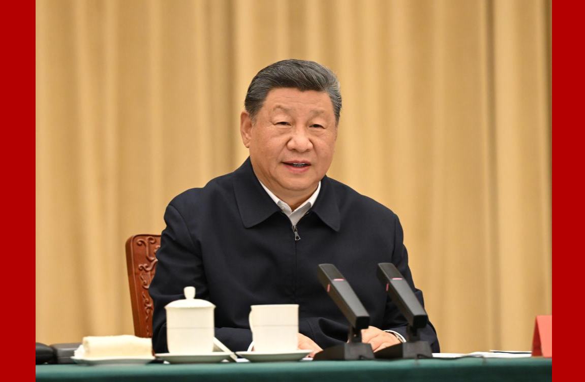 习近平听取新疆维吾尔自治区党委和政府工作汇报并发表重要讲话